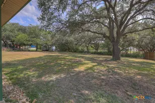 1260 Flaming Oak Dr, New Braunfels, TX 78132 - Photo 29