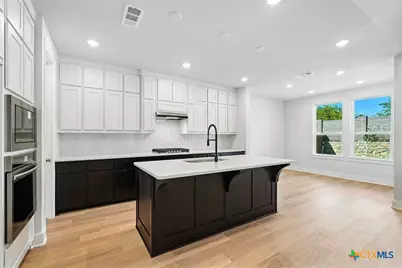 8105 Chalk Trace, Schertz, TX 78154 - Photo 7