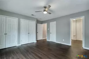 1529 N Colorado St, Lockhart, TX 78644 - Photo 7