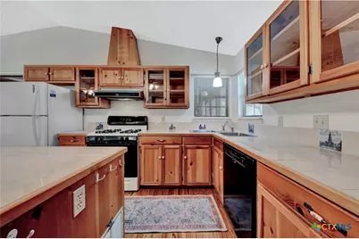 610 Rainbow Ridge, Canyon Lake, TX 78133 - Photo 7