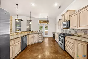 3917 Walden Creek Crossing, Harker Heights, TX 76548 - Photo 5