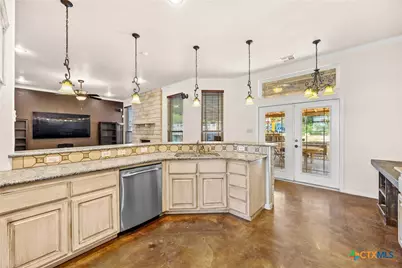 3917 Walden Creek Crossing, Harker Heights, TX 76548 - Photo 3