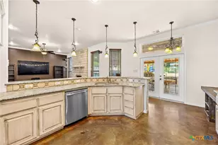 3917 Walden Creek Crossing, Harker Heights, TX 76548 - Photo 3