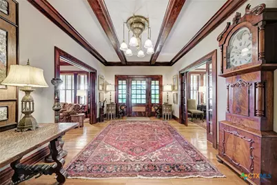 401 W 4th Street, Lampasas, TX 76550 - Photo 5