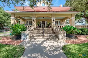 401 W 4th St, Lampasas, TX 76550 - Photo 3