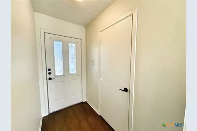 2221 Michigan Street, New Braunfels, TX 78130 - Photo 3