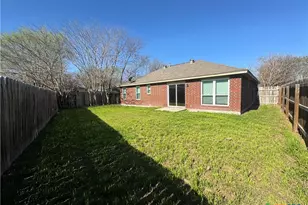 2221 Michigan St, New Braunfels, TX 78130 - Photo 23