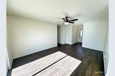 2221 Michigan Street, New Braunfels, TX 78130 - Photo 5