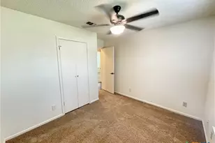 2221 Michigan St, New Braunfels, TX 78130 - Photo 19