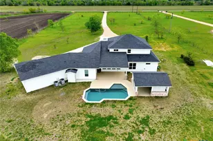 10160 Wallace Rd, Holland, TX 76534 - Photo 3