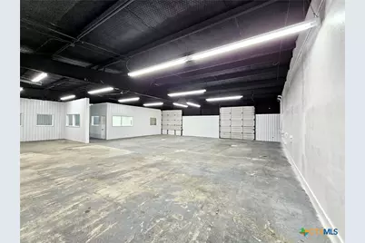 218 Trade Center #100, New Braunfels, TX 78130 - Photo 3