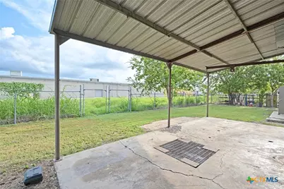 218 Trade Center #100, New Braunfels, TX 78130 - Photo 27