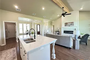 1019 Alice Cir, Temple, TX 76502 - Photo 11