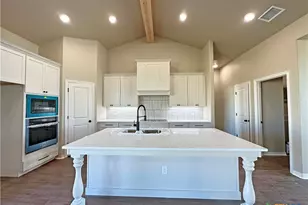 1019 Alice Cir, Temple, TX 76502 - Photo 7