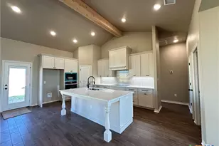 1019 Alice Cir, Temple, TX 76502 - Photo 5