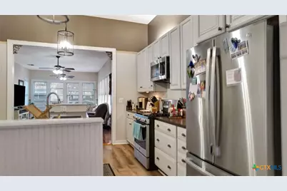 204 S Valley Street, Cuero, TX 77954 - Photo 17