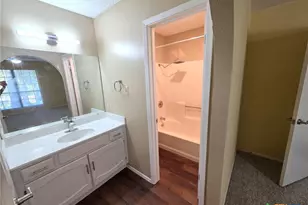 2505 Canyon Creek Dr, Temple, TX 76502 - Photo 9