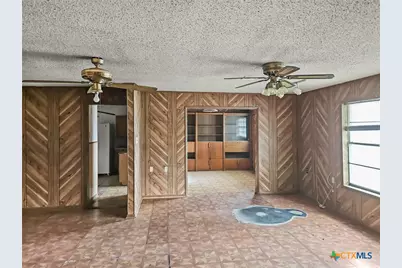 369 N Bell, Evant, TX 76525 - Photo 3