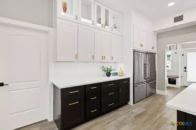 2346 Haven Bluff Court, New Braunfels, TX 78132 - Photo 11