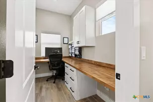 2346 Haven Bluff Ct, New Braunfels, TX 78132 - Photo 15