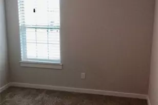 562 Creekside Frst, New Braunfels, TX 78130 - Photo 9