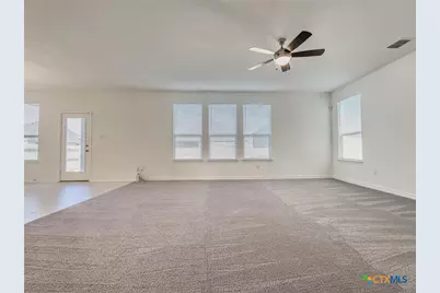 440 Sunrise Park, Seguin, TX 78155 - Photo 9