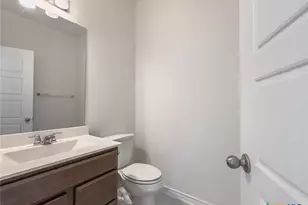 440 Sunrise Pk, Seguin, TX 78155 - Photo 29