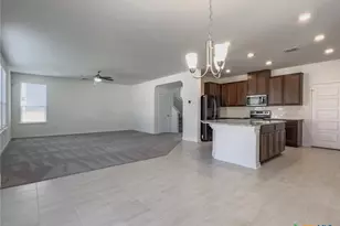 440 Sunrise Pk, Seguin, TX 78155 - Photo 11