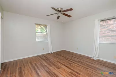 919 Holly Street, Copperas Cove, TX 76522 - Photo 15