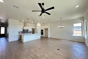 1007 Alice Cir, Temple, TX 76502 - Photo 3