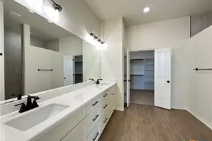 1007 Alice Cir, Temple, TX 76502 - Photo 13