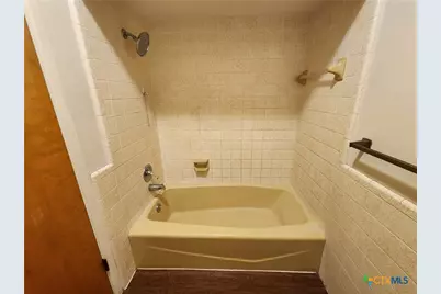 1274 Hillcrest Drive, New Braunfels, TX 78130 - Photo 13