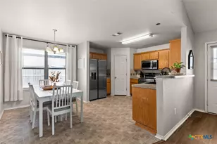 1305 Travis Cir, Copperas Cove, TX 76522 - Photo 5