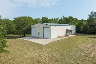 2997 Co Rd 258, Cameron, TX 76520 - Photo 3