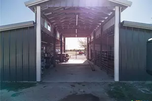 690-A County Road 4707, Kempner, TX 76539 - Photo 39