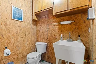 690-A County Road 4707, Kempner, TX 76539 - Photo 35