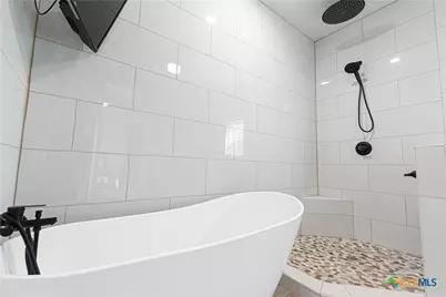 1441 County Road 111, Lampasas, TX 76550 - Photo 25