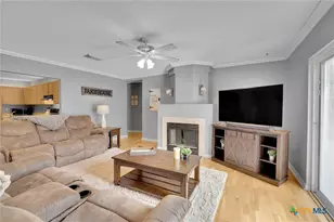 6747 Sunlit Pass Dr, San Antonio, TX 78239 - Photo 7