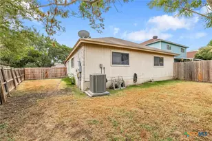 6747 Sunlit Pass Dr, San Antonio, TX 78239 - Photo 35