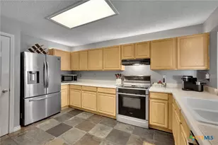 6747 Sunlit Pass Dr, San Antonio, TX 78239 - Photo 13