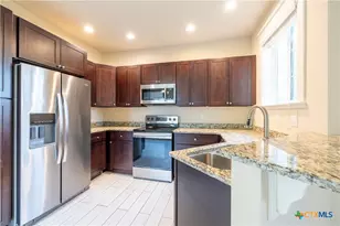 356 Basel St, New Braunfels, TX 78130 - Photo 5