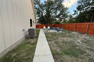 1 Stepping Stone Ct, Wimberley, TX 78676 - Photo 5