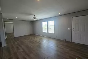 420 Beckham Dr, Dale, TX 78616 - Photo 11