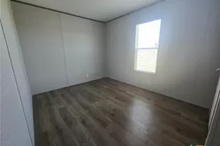 420 Beckham Dr, Dale, TX 78616 - Photo 5