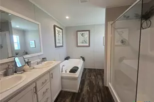 141 Beckham Dr, Dale, TX 78616 - Photo 5