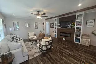 141 Beckham Dr, Dale, TX 78616 - Photo 7