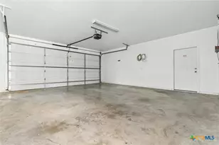 180 Honeysuckle Dr, Killeen, TX 76549 - Photo 41