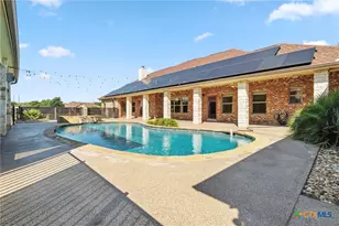 180 Honeysuckle Dr, Killeen, TX 76549 - Photo 7