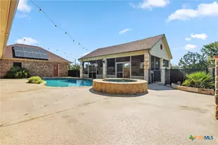 180 Honeysuckle Dr, Killeen, TX 76549 - Photo 47