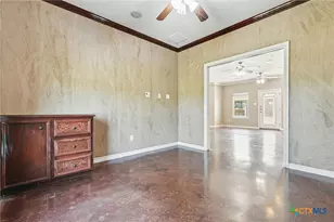 180 Honeysuckle Dr, Killeen, TX 76549 - Photo 33